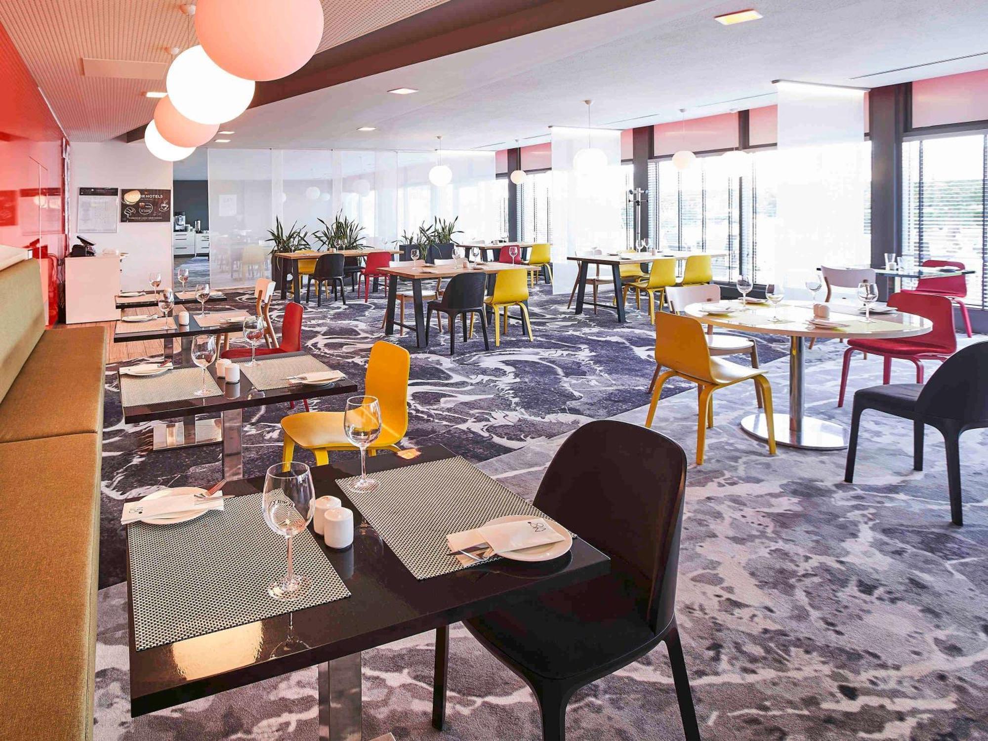 Novotel Wroclaw City Dış mekan fotoğraf