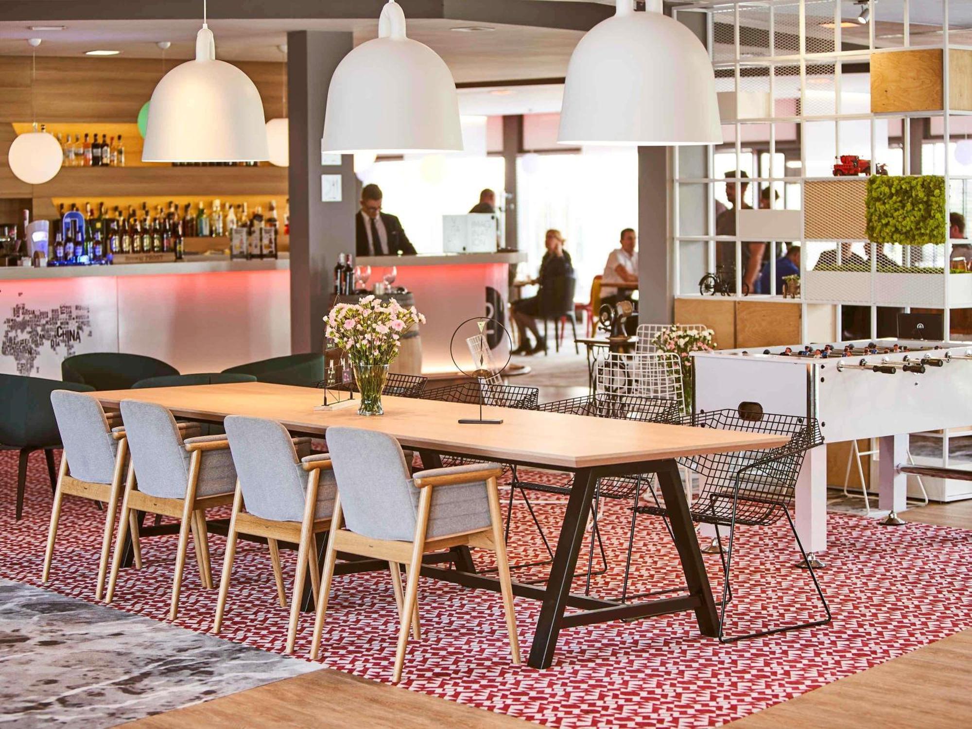 Novotel Wroclaw City Dış mekan fotoğraf